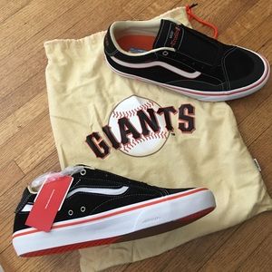 Vans TNT advanced prototype SF Giants collab